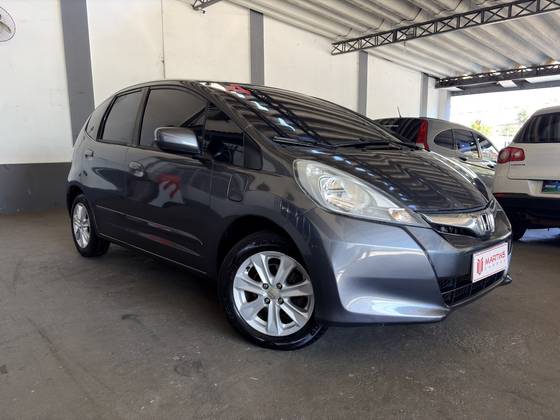 HONDA FIT 1.4 LX 16V FLEX 4P MANUAL HONDA FIT 1.4 LX 16V FLEX 4P MANUAL